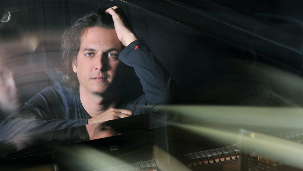 זיו רובינשטיין