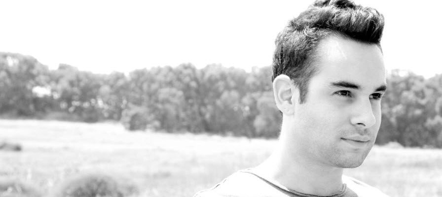 תום עוזיאל - גרסאות ההופעה