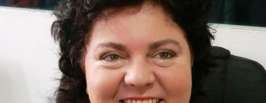 מא מא מאיה – משירי מאיה בהיר