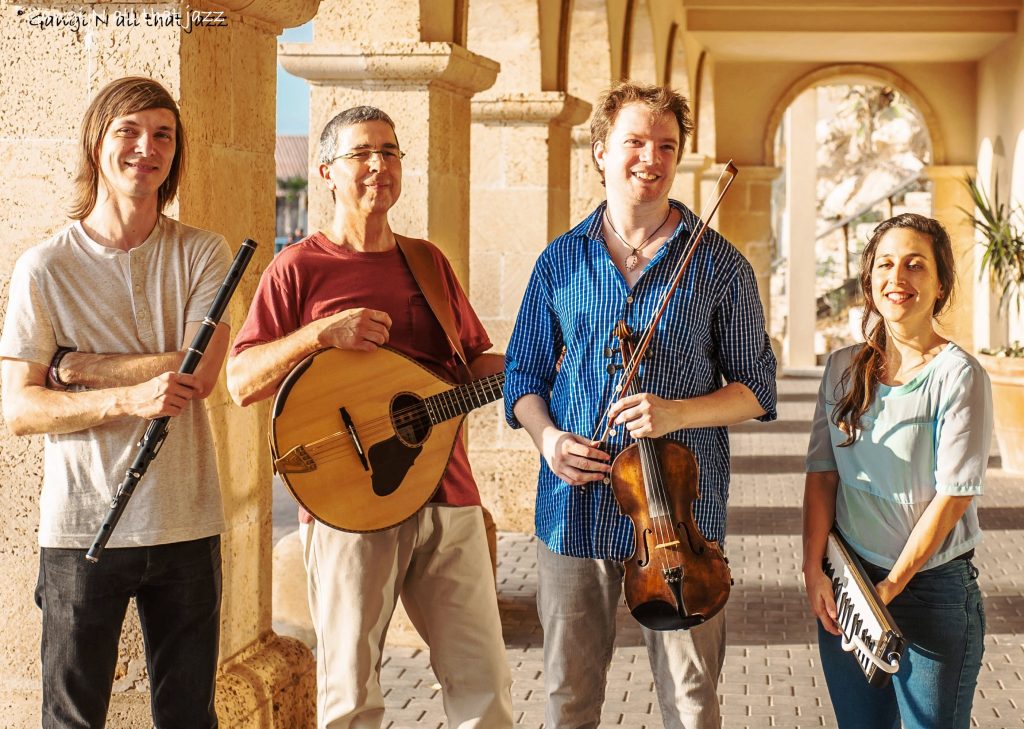 קטיפה שחורה