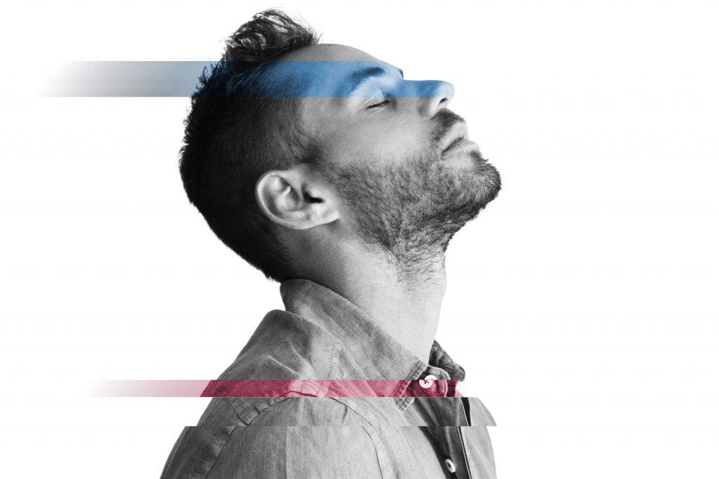 תום אקו - מופע השקה הסינגל הראשון ״לא אשכח״